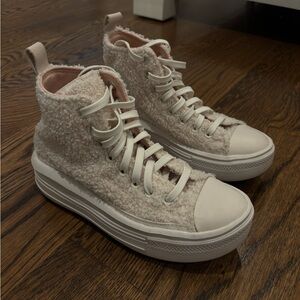 cream sherpa platform converse